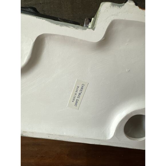 Christmas Giant Locksmith Christmas Village - Picture 5 of 6